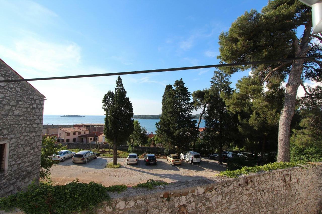 Apartment Marjanovic Rovigno Esterno foto